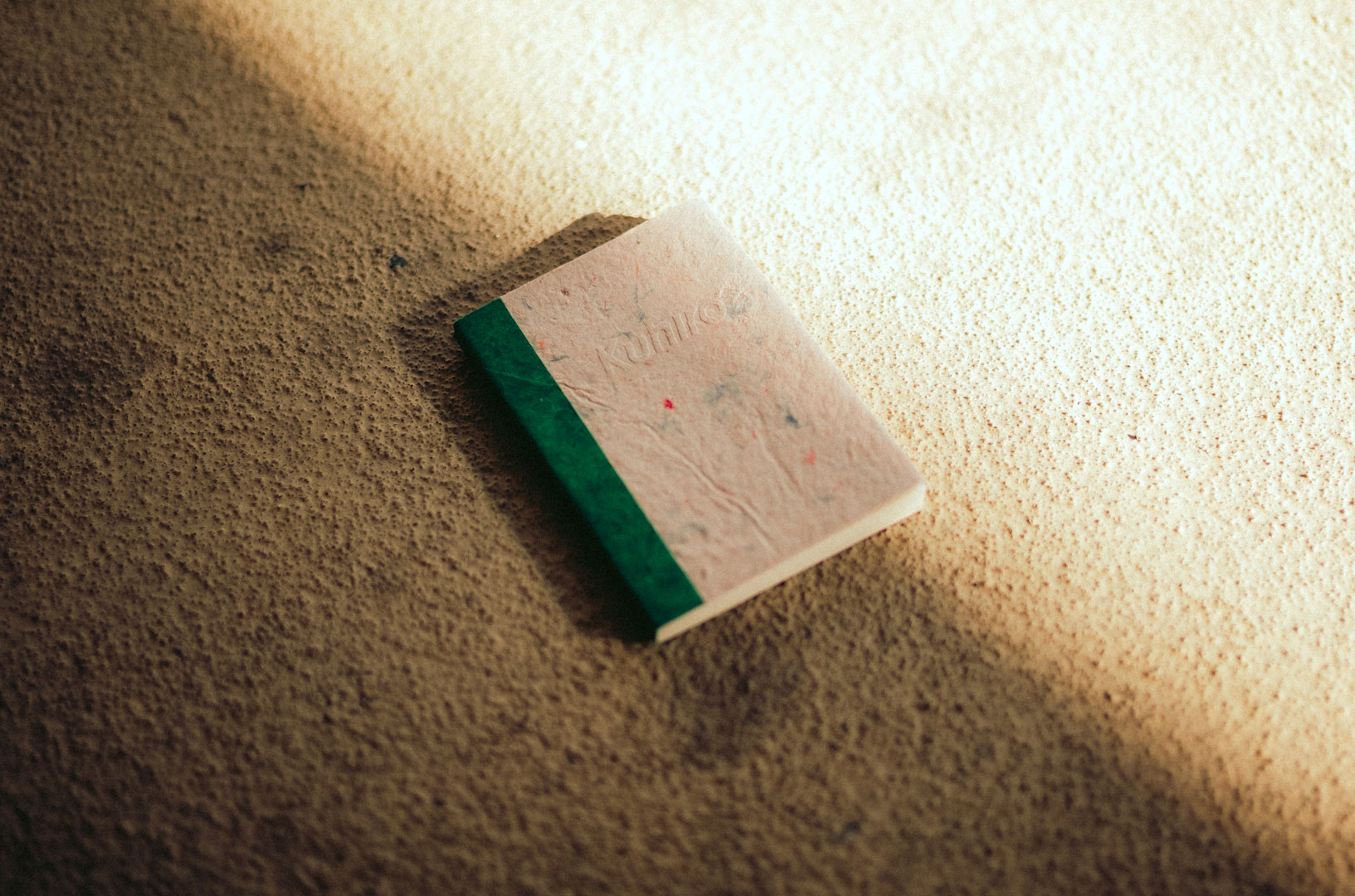 Kuhiro Buch fotografiert von William Ramos